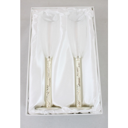 Wedding Toasting Champagne Glasses (Pair) - Vintage Style